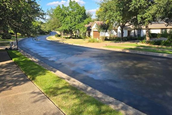 What Makes For A Successful Sealcoating Project in Austin?